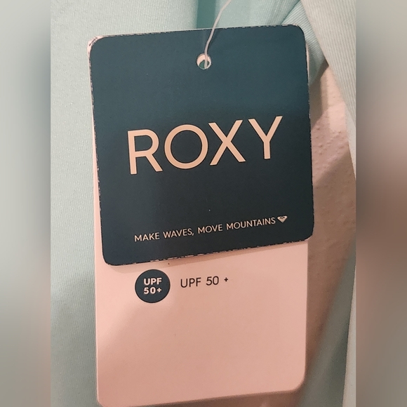 Roxy Whole Hearted Long Sleeve Rash Vest Size Medium Nwt - Picture 9 of 9